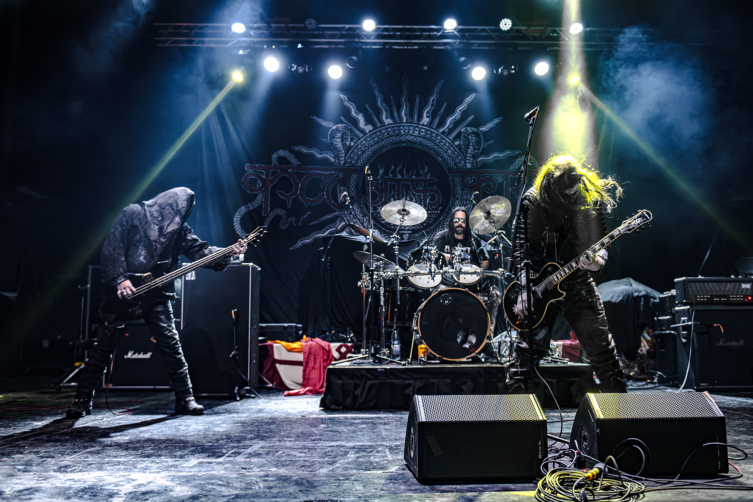 Cult of Fire: Hay fe en las sombras
